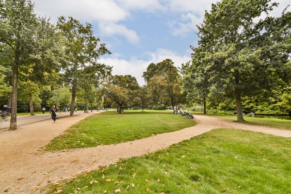 Medium property photo - Jacob Obrechtstraat 1-2, 1071 KC Amsterdam